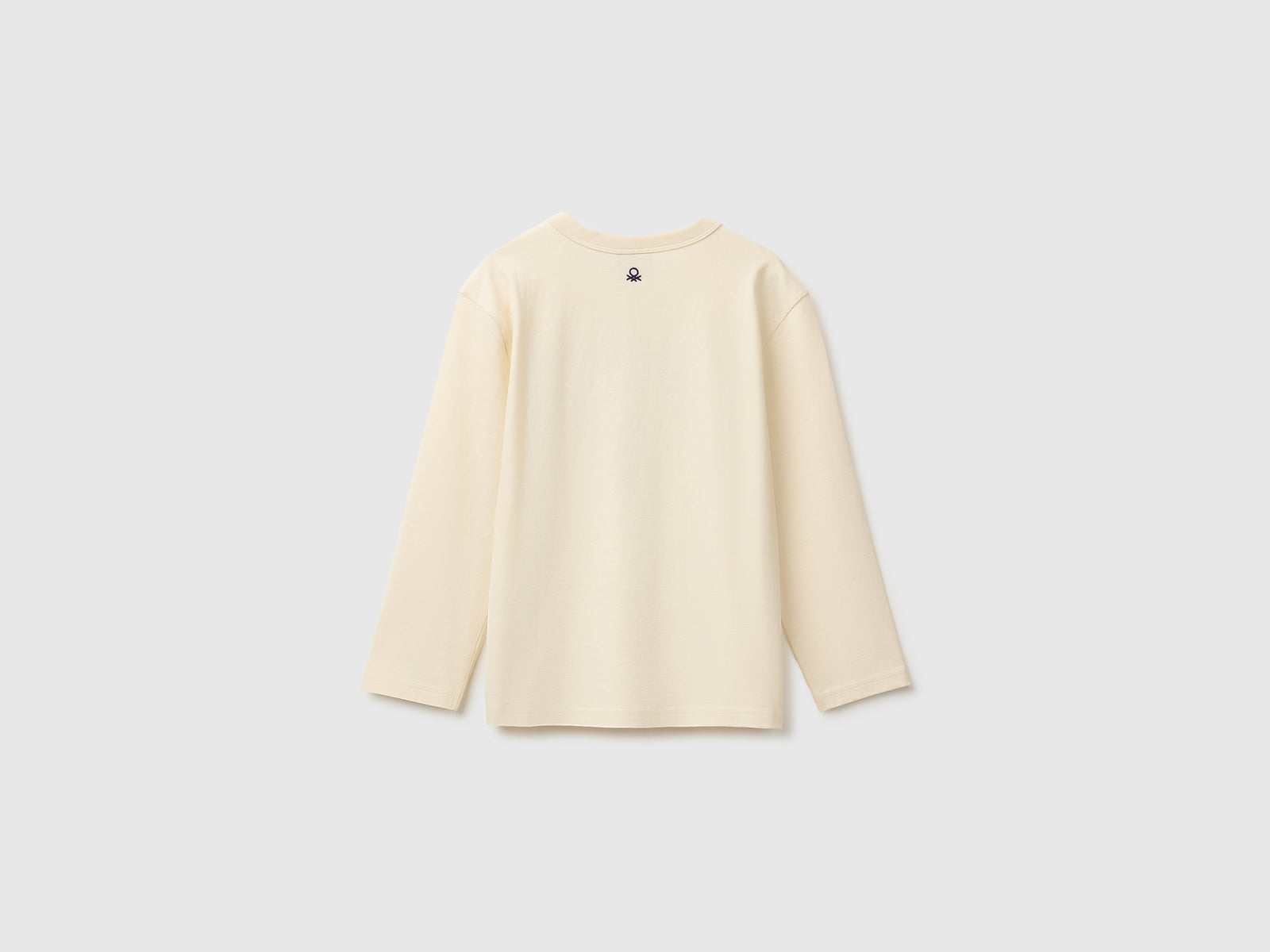 T-shirt ©Harvard University - ucb_image_BS