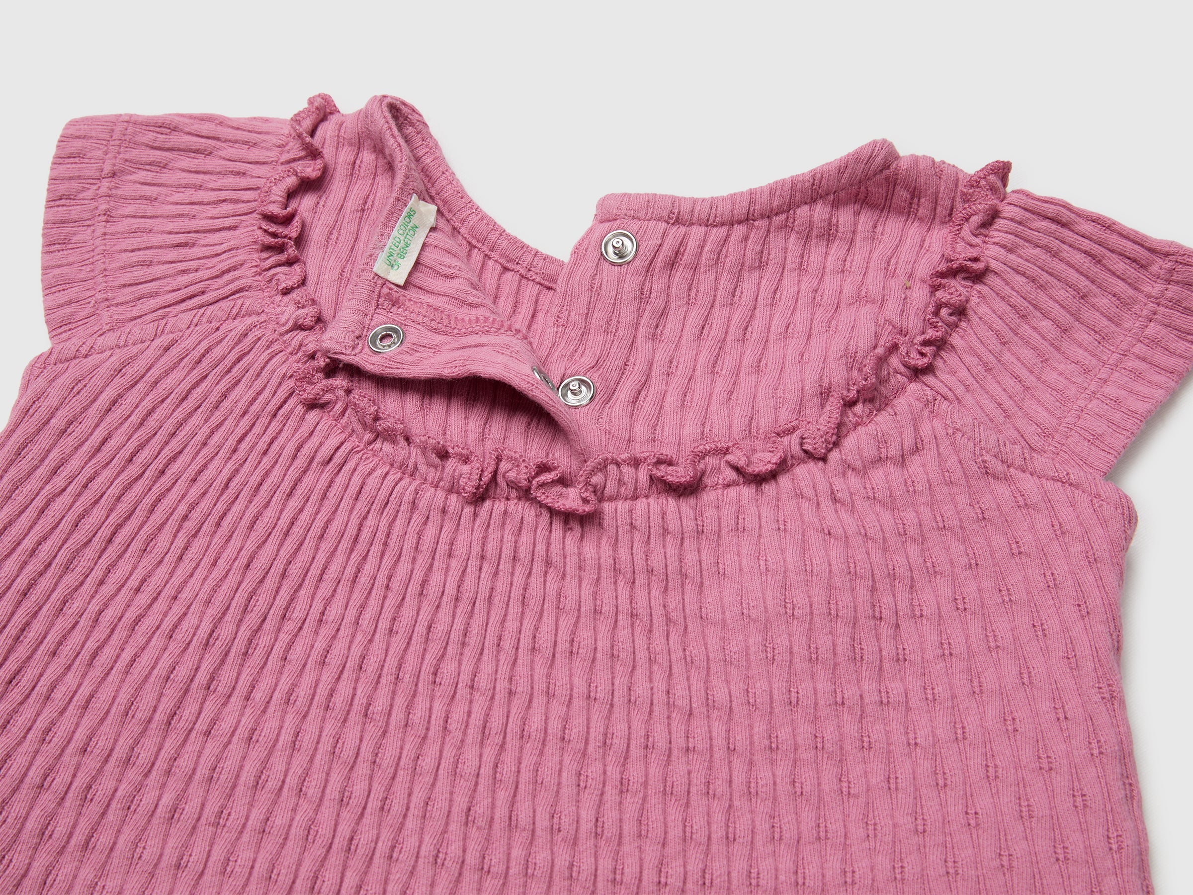 T-shirt com folhos e borboletas - ucb_image_DS1