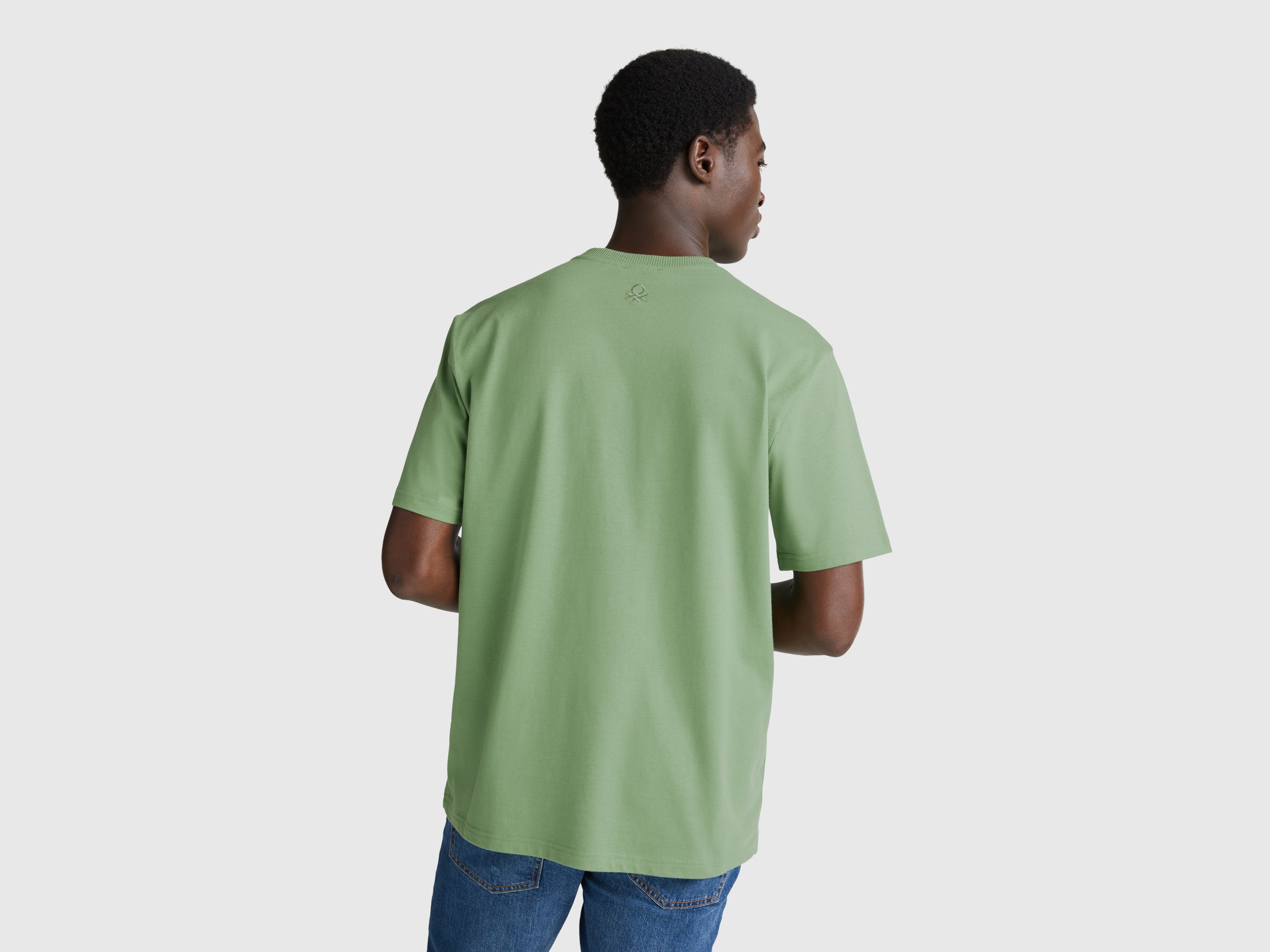 T-shirt em algodão com bolso pequeno - ucb_image_B