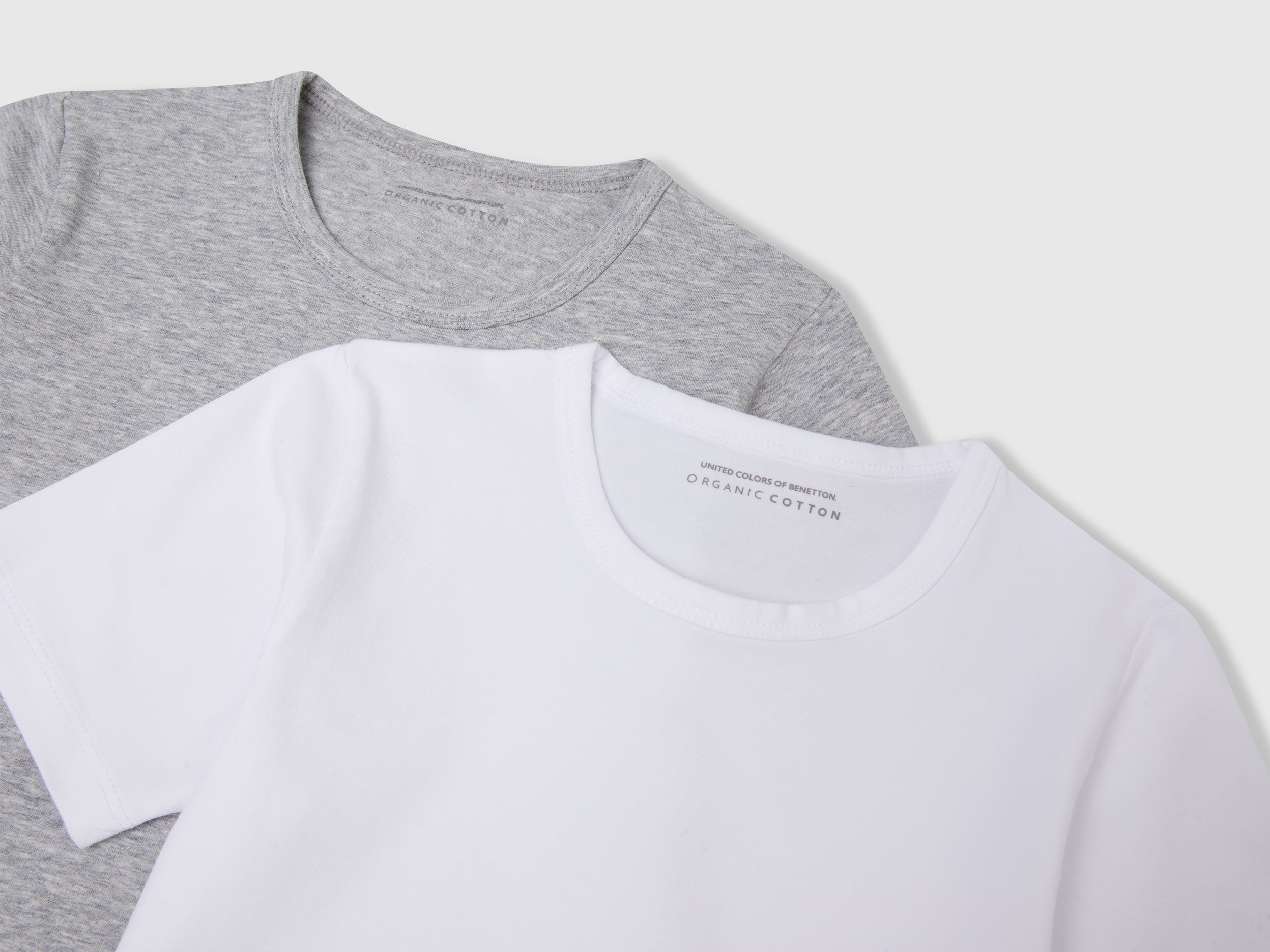 Duas t-shirts em algodão orgânico stretch - ucb_image_DS1