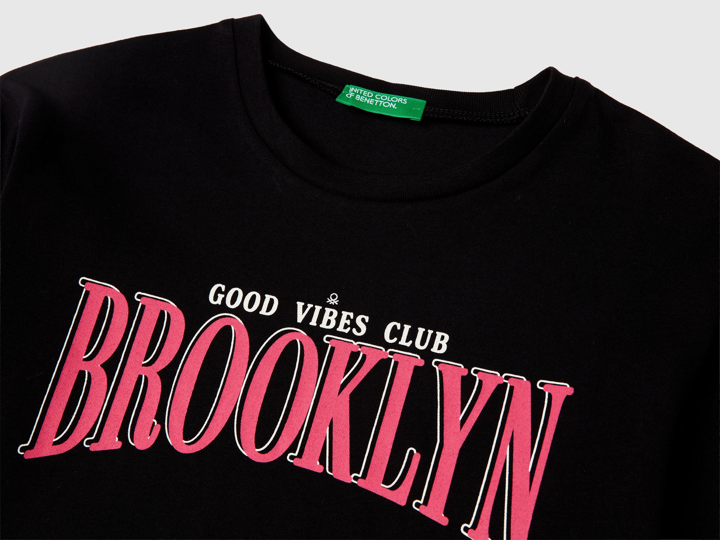 T-shirt com estampa - ucb_image_DS1
