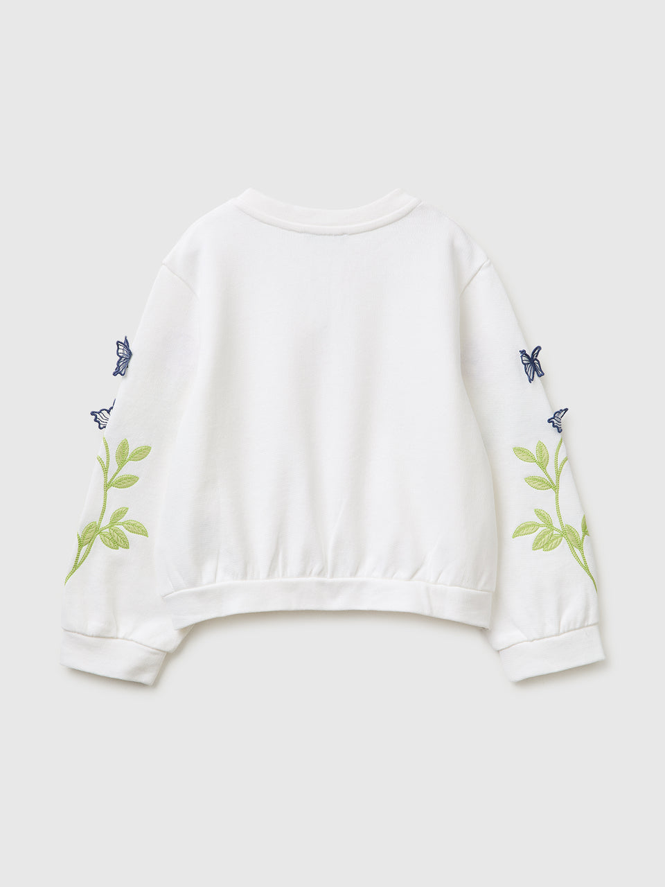 Sweatshirt with embroidered flowers - ucb_image_BS