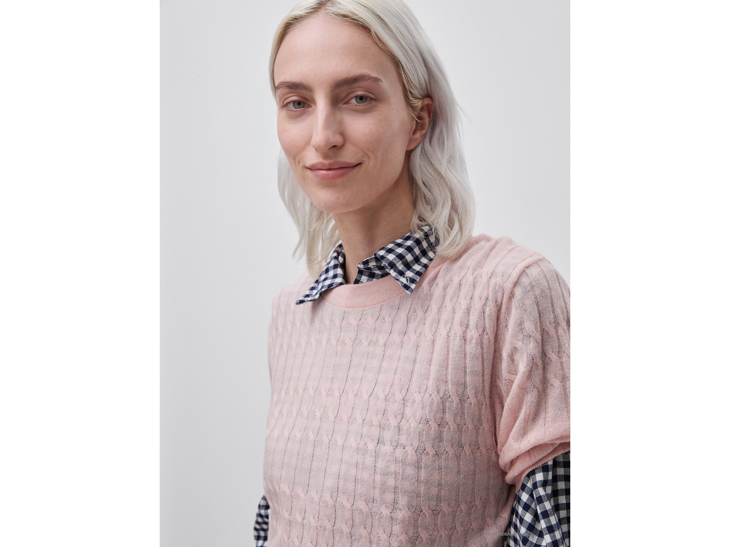 Camisola com tranças em mistura de lã ultraligeira - ucb_image_FY