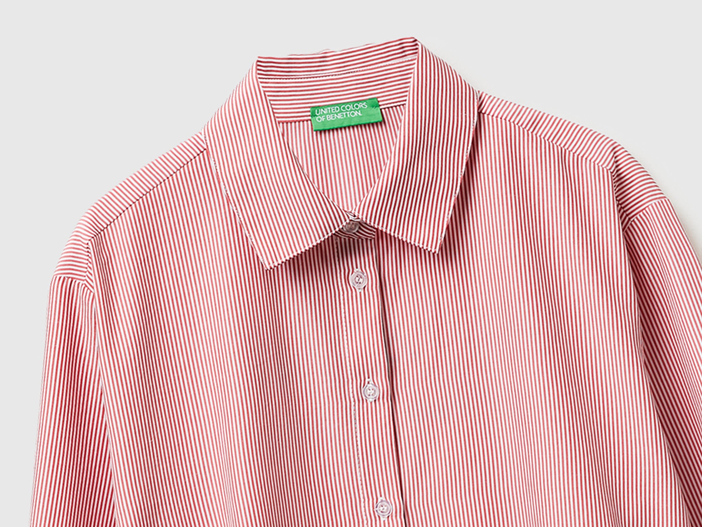 Striped shirt with embroidery on the back - ucb_image_DS1