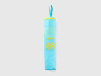 Blue umbrella - ucb_image_FS