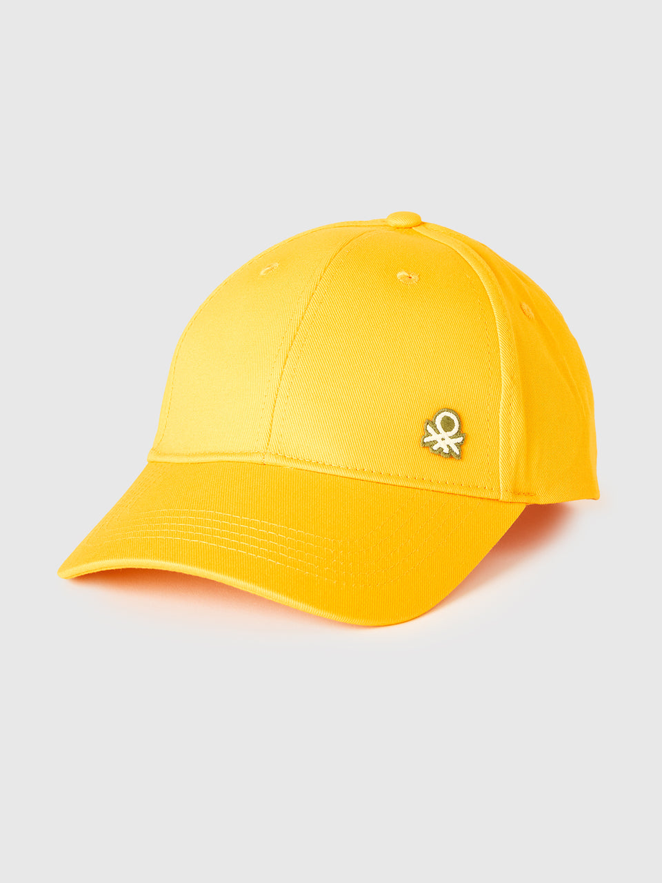 Baseball cap with logo - ucb_image_FS
