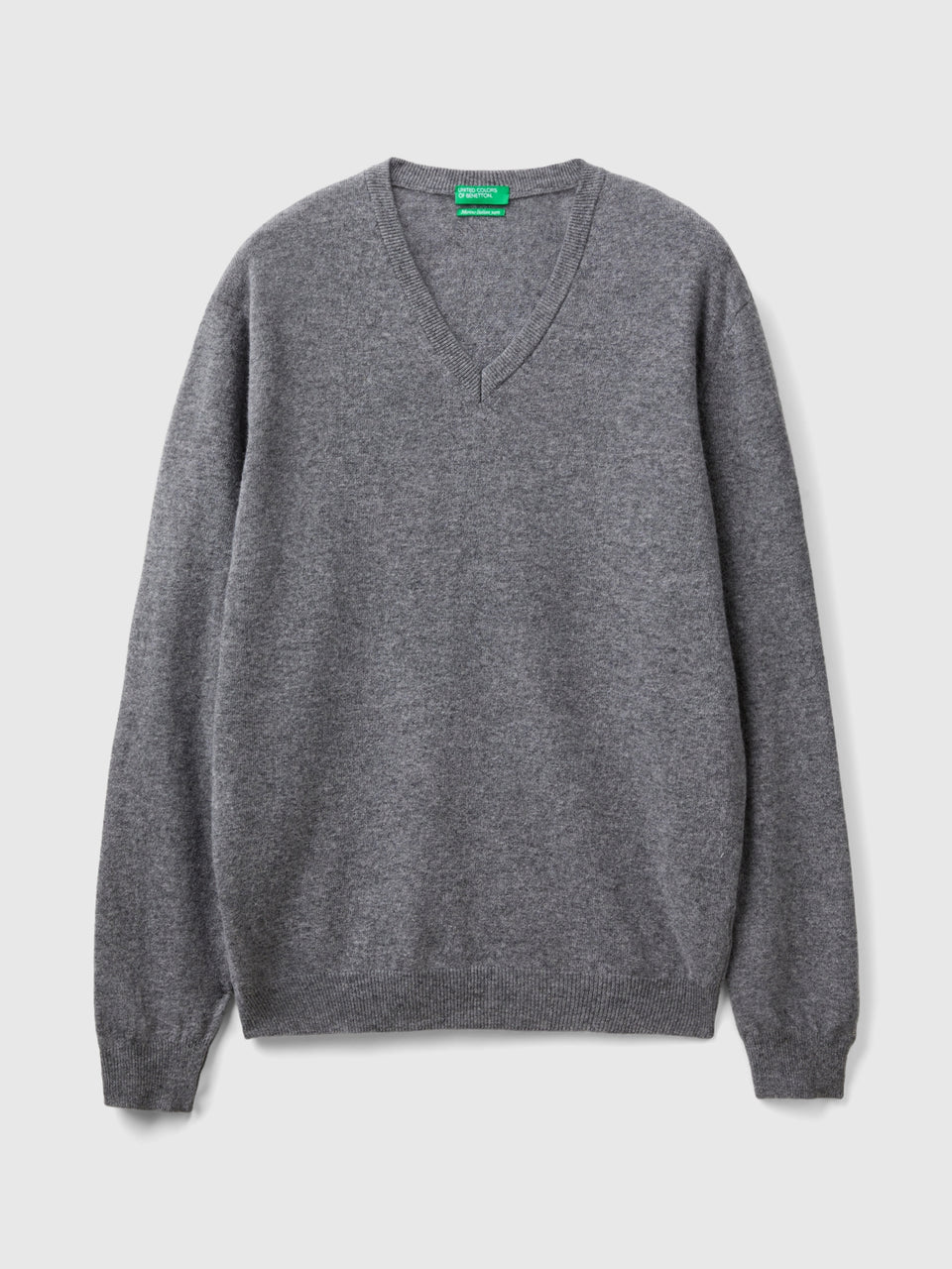 Camisola decote em V cinzenta em pura lã Merino - ucb_image_FS