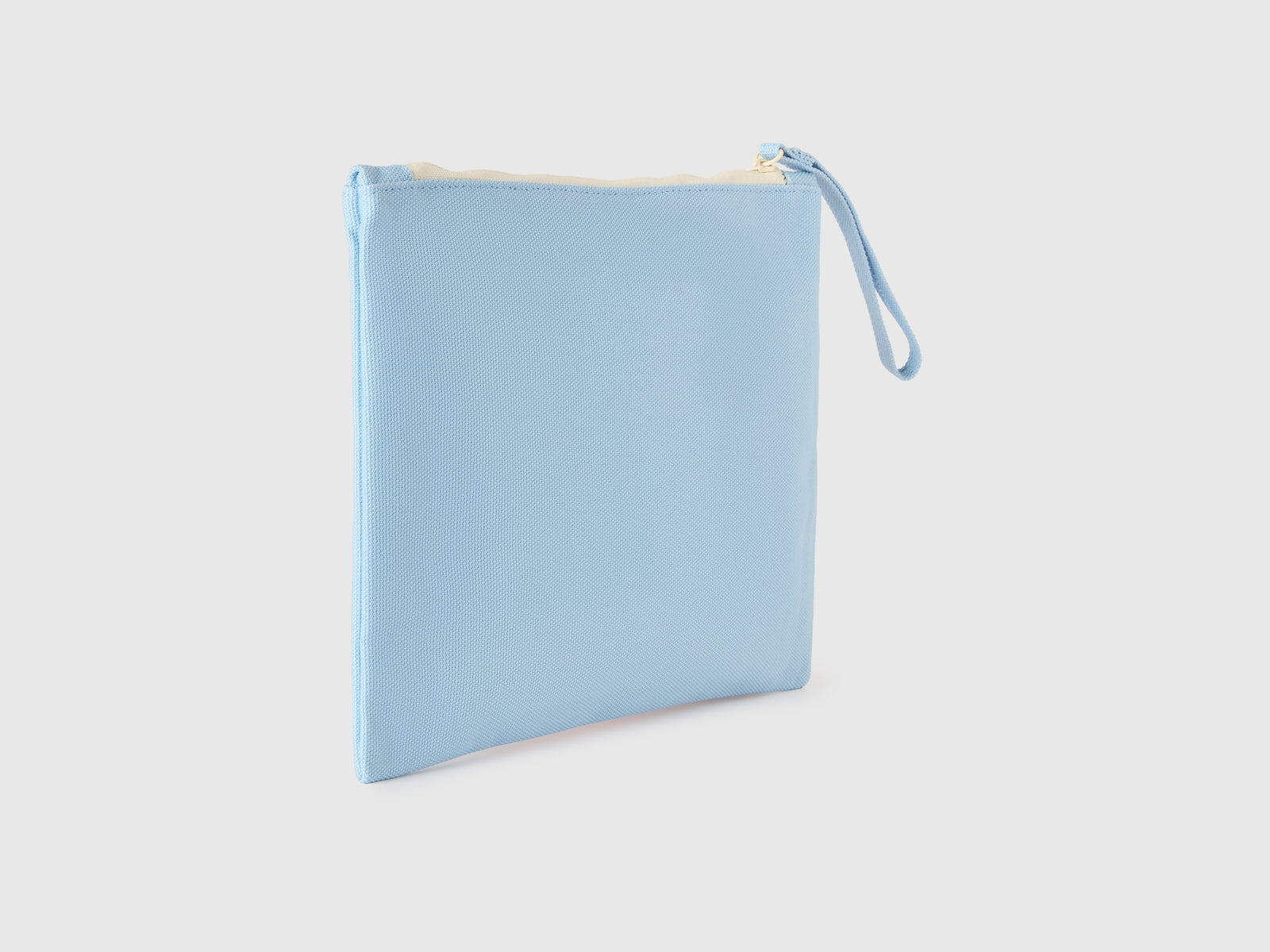 Blue tablet case - ucb_image_BS
