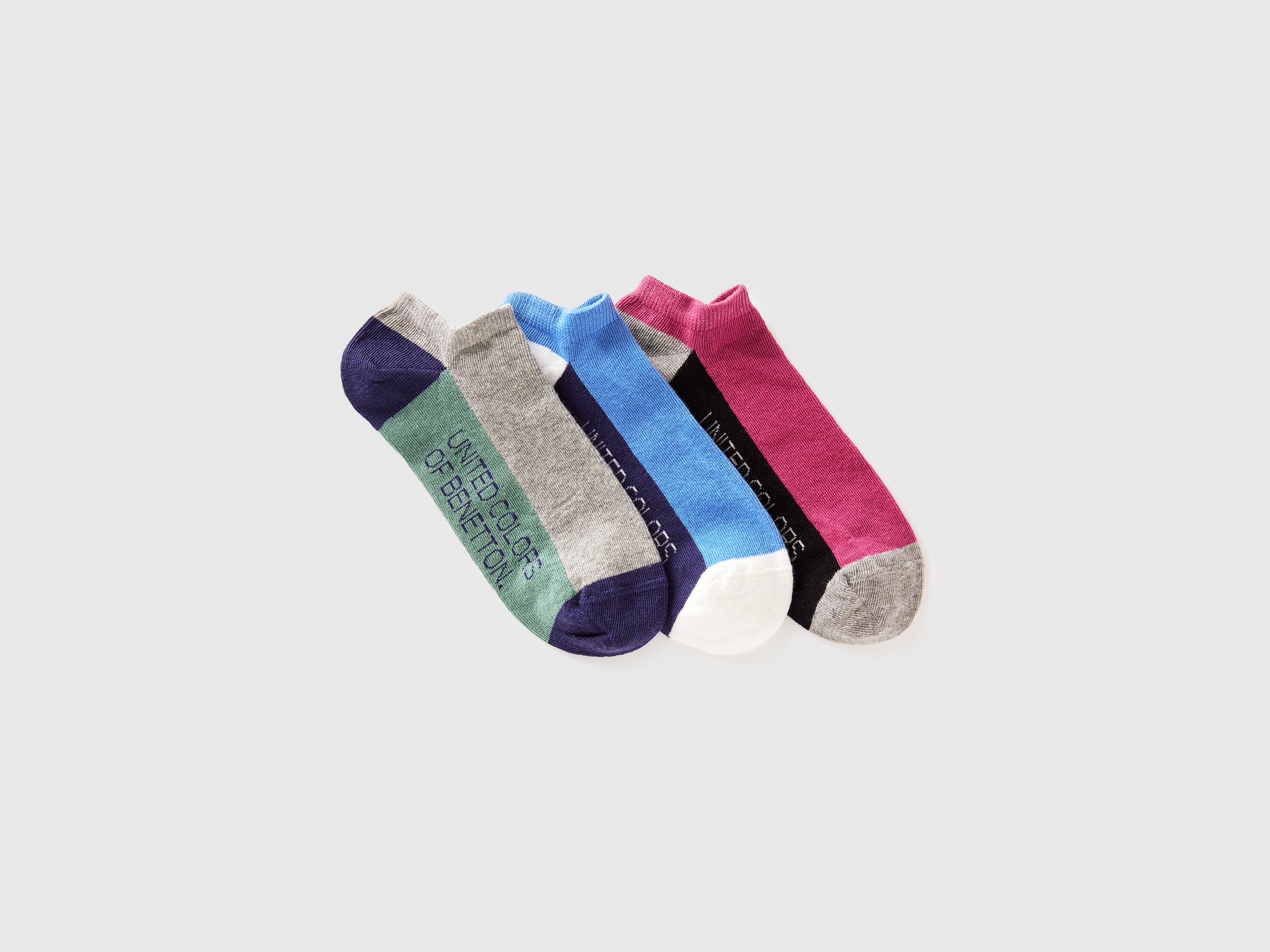Three pairs of short socks - ucb_image_FS