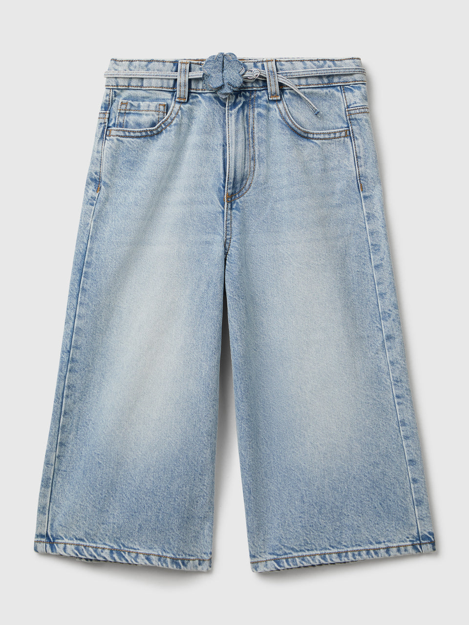 Jeans pelo joelho com cinto - ucb_image_FS