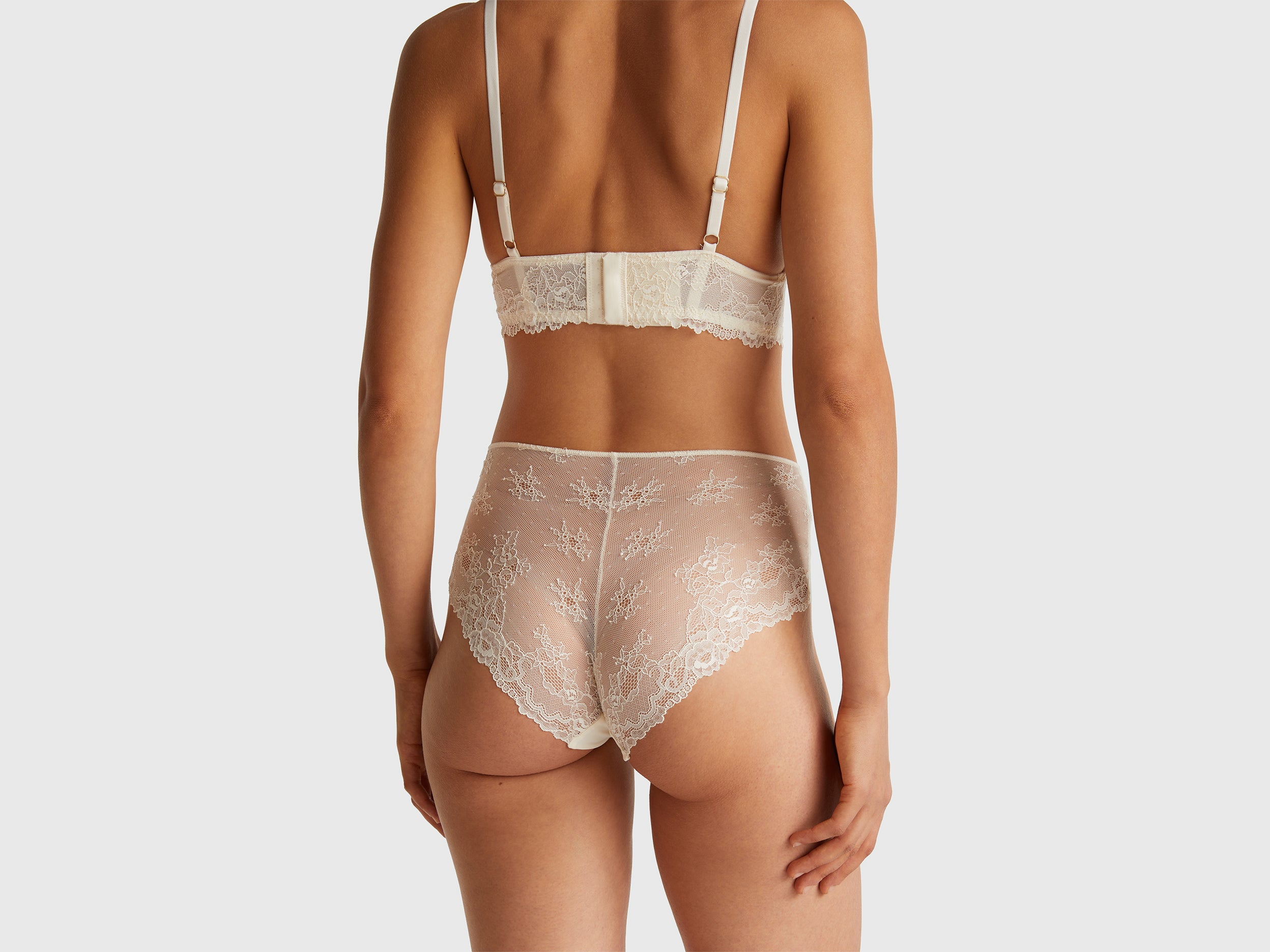 Culotte elástica com renda - ucb_image_B