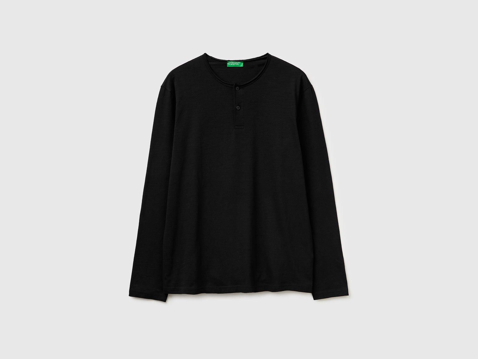 T-shirt with henley neck - ucb_image_FS