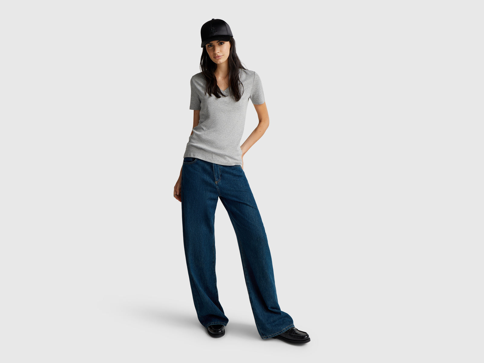 Pure cotton t-shirt with V-neck