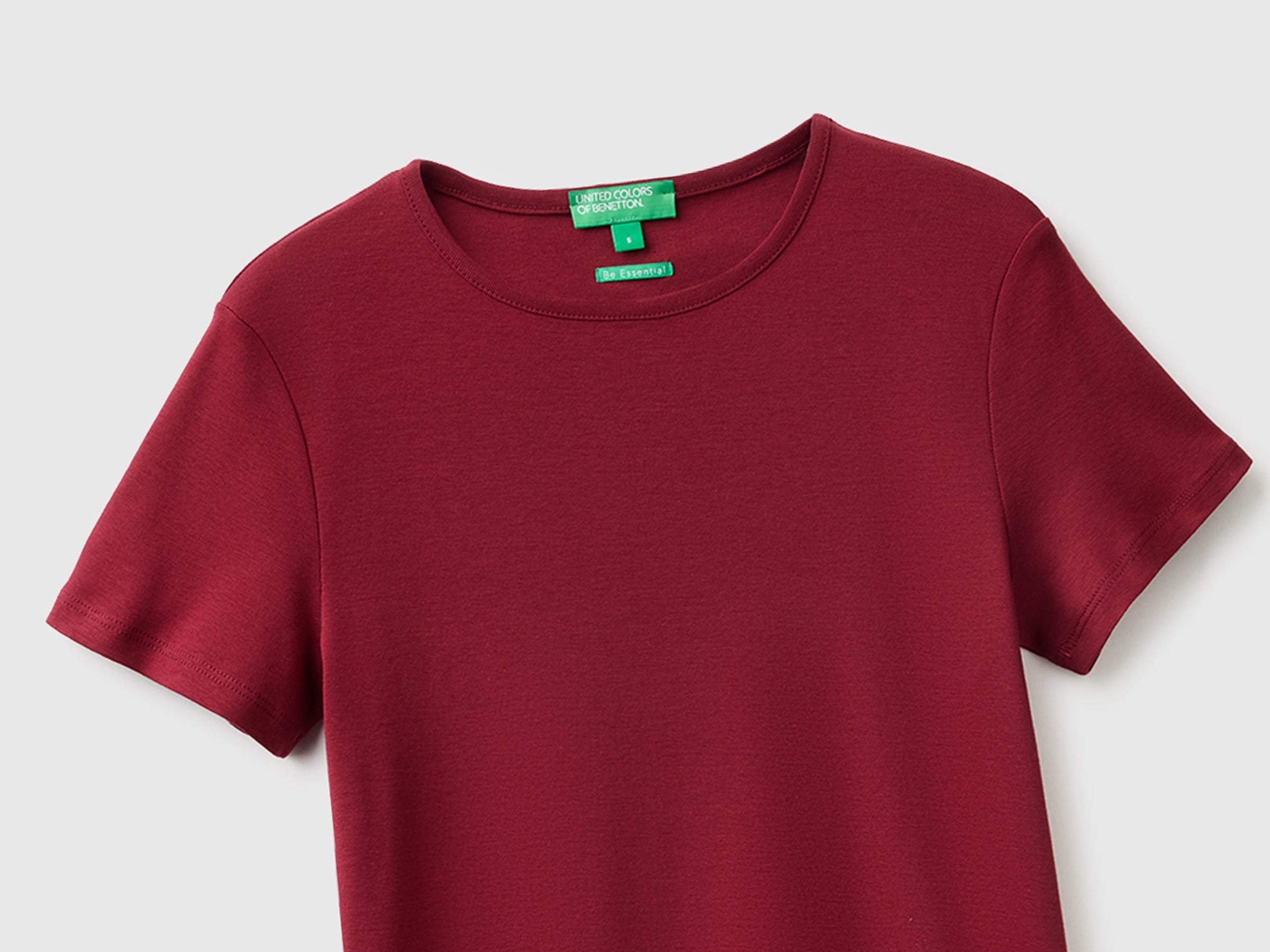 T-shirt de gola redonda slim fit - ucb_image_FY