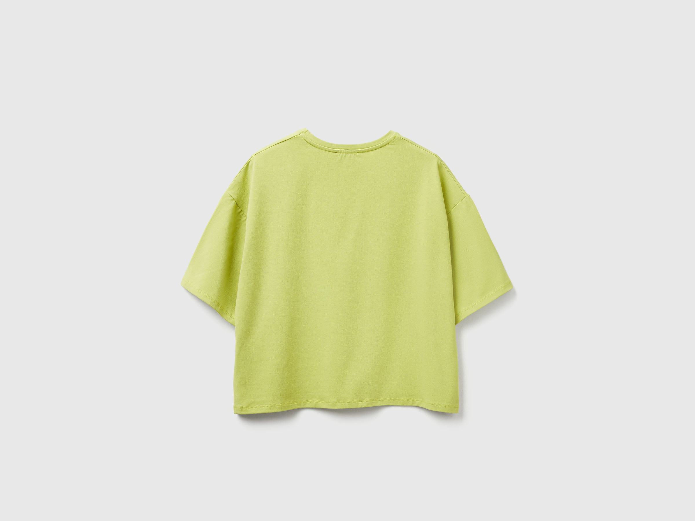 T-shirt boxy fit com aplicação - ucb_image_BS