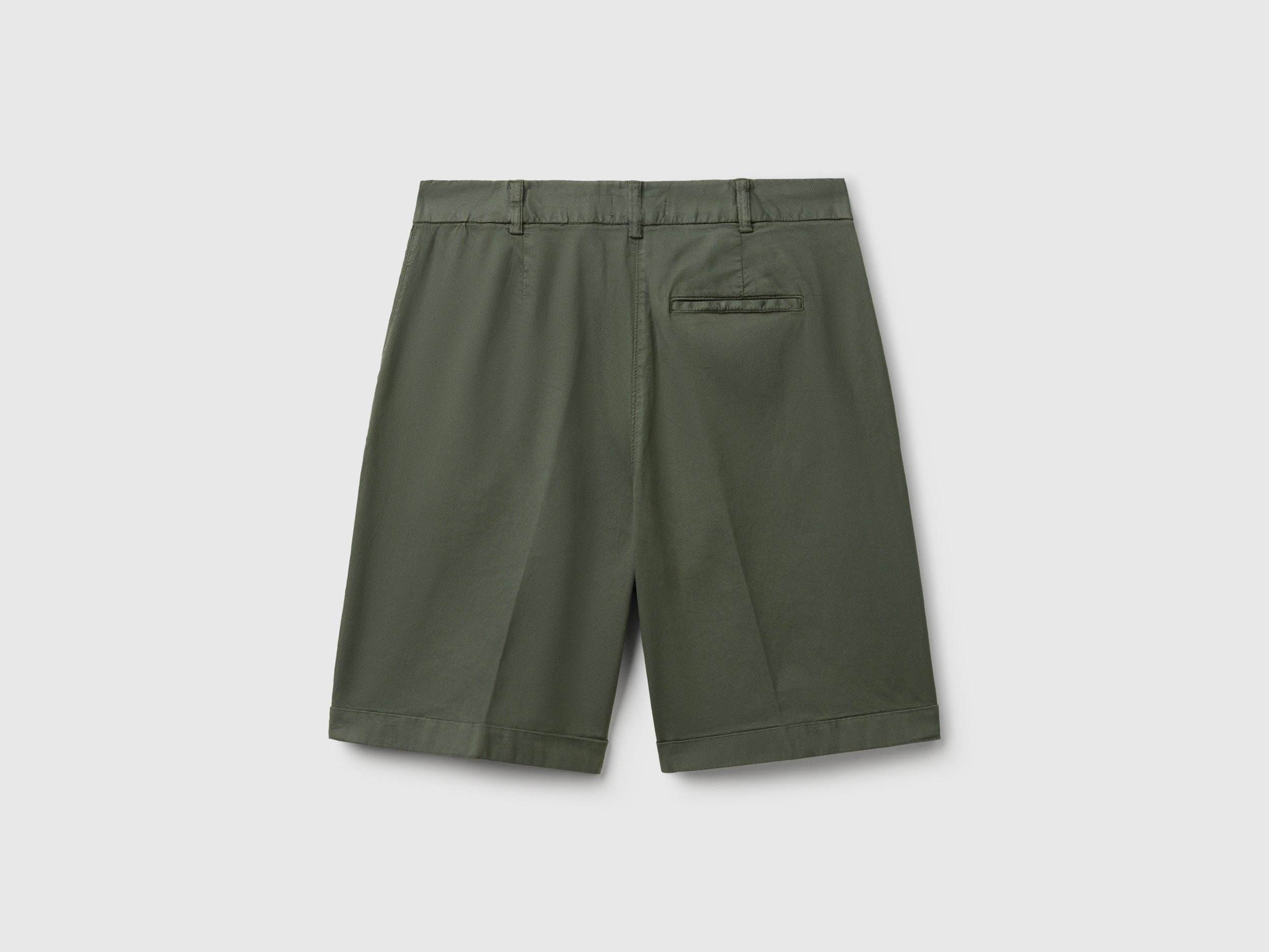 Bermudas com dobra em algodão stretch - ucb_image_BS