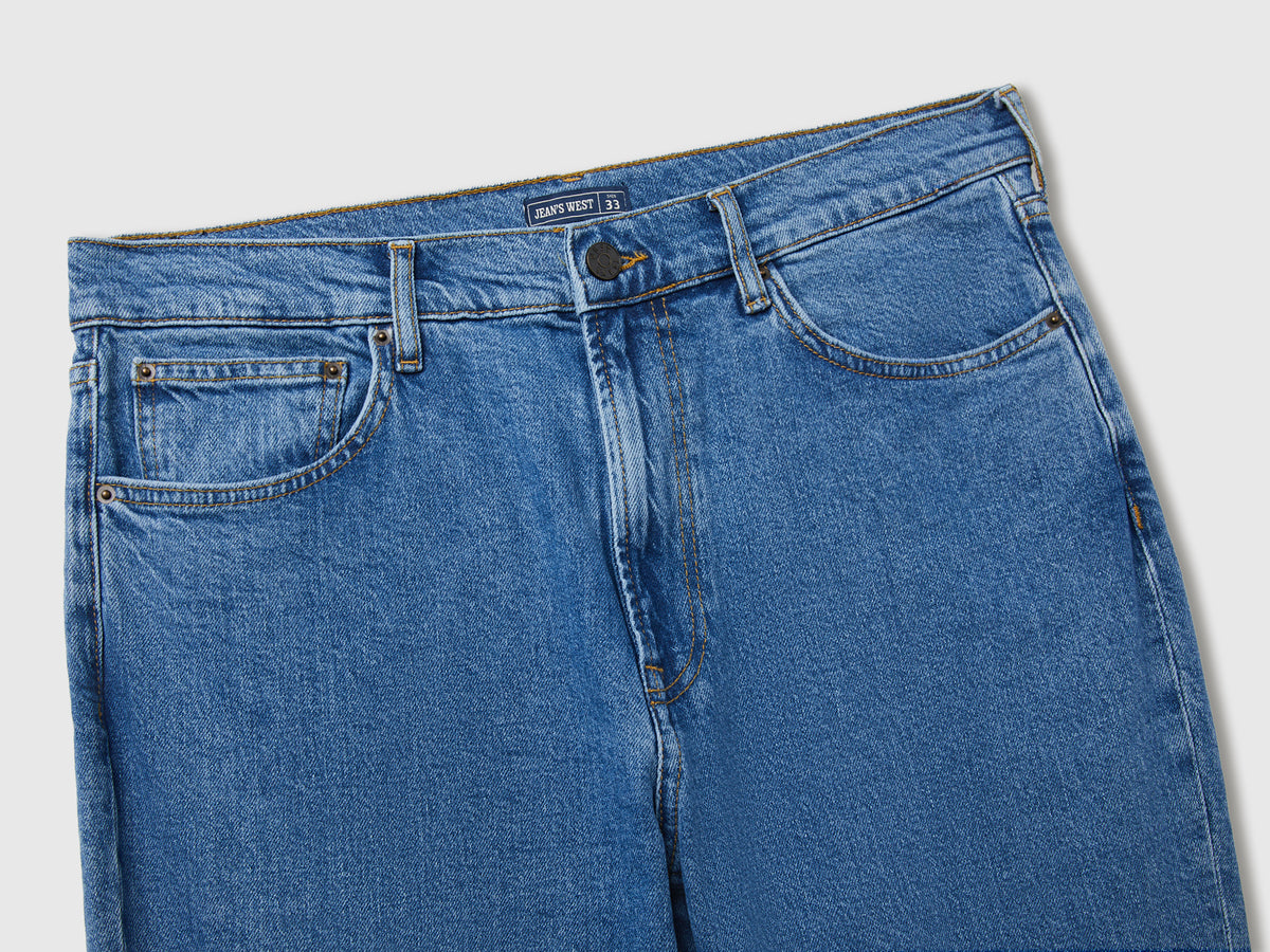 Jeans bootcut lavagem azul médio - ucb_image_DS1
