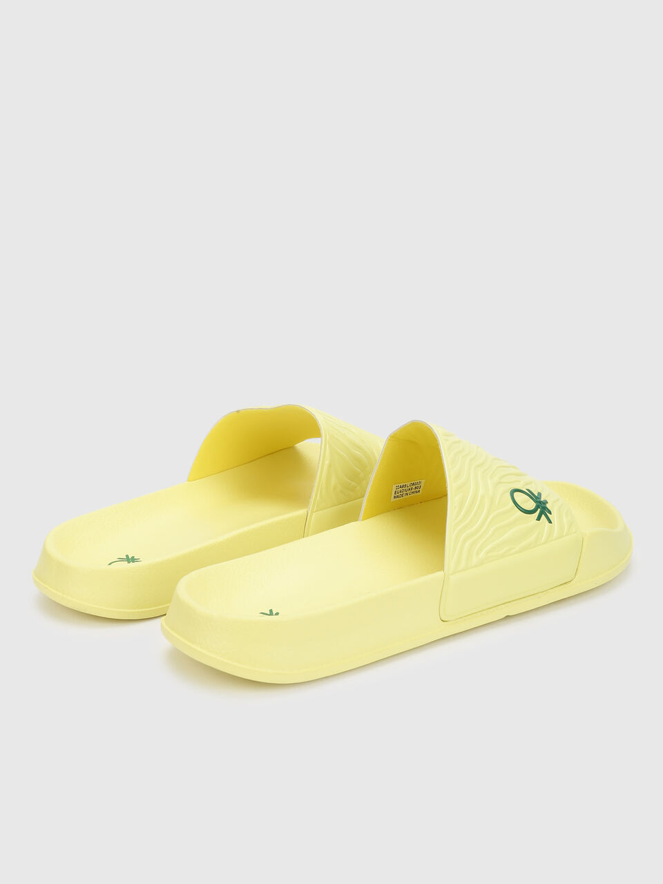 TEXTURED PU SLIDE image number null