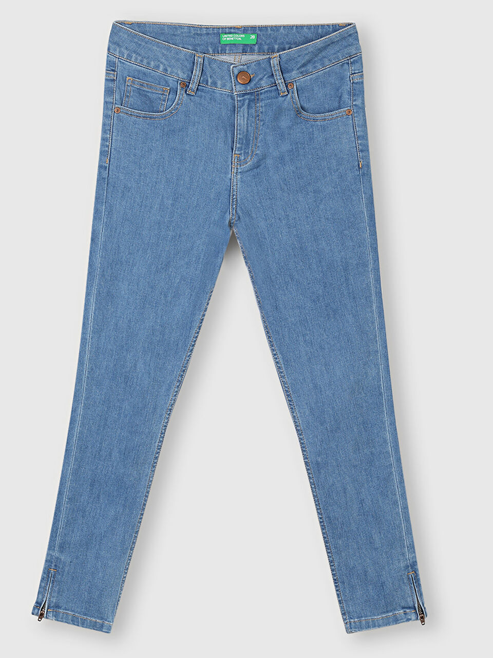 Skinny Jeans With Bottom Zipper image number 1