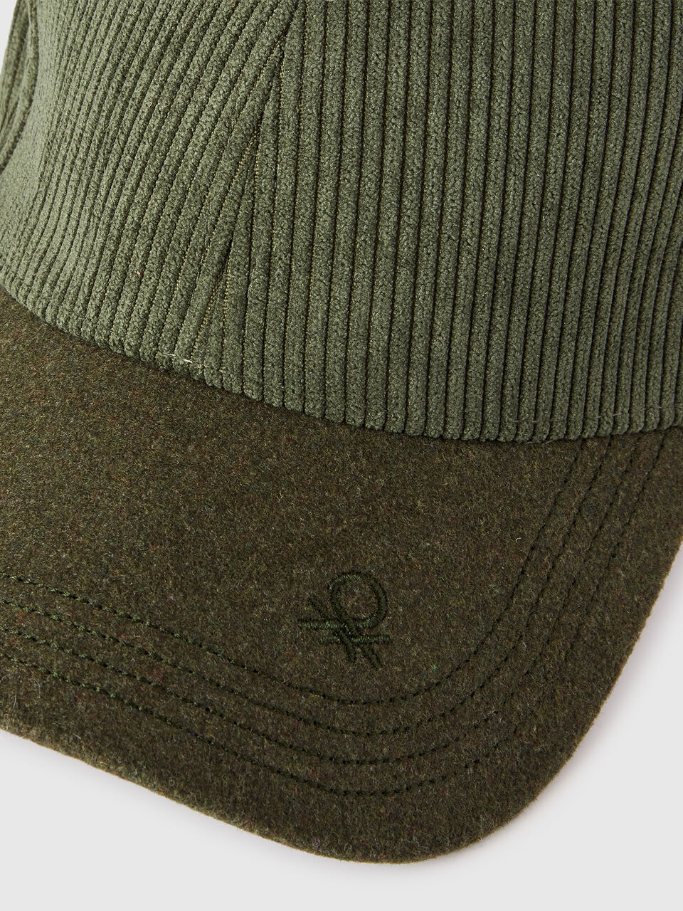 CAP WITH VISOR Men image number null