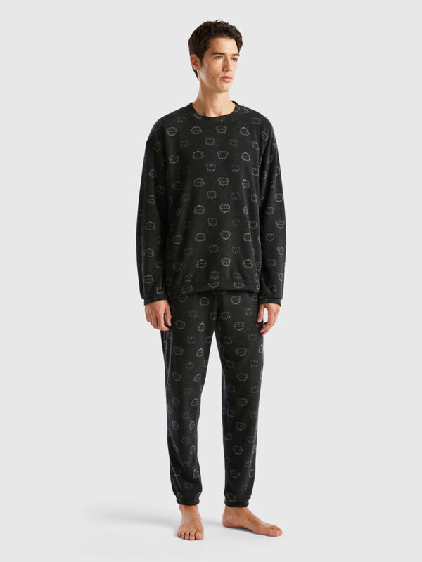 Fleece pyjamas with mascot print