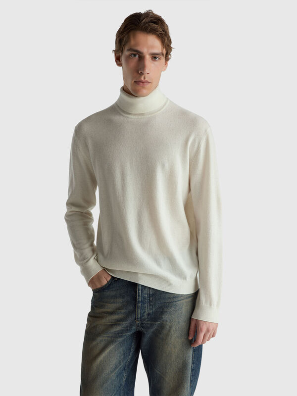 Cream turtleneck in pure Merino wool Men