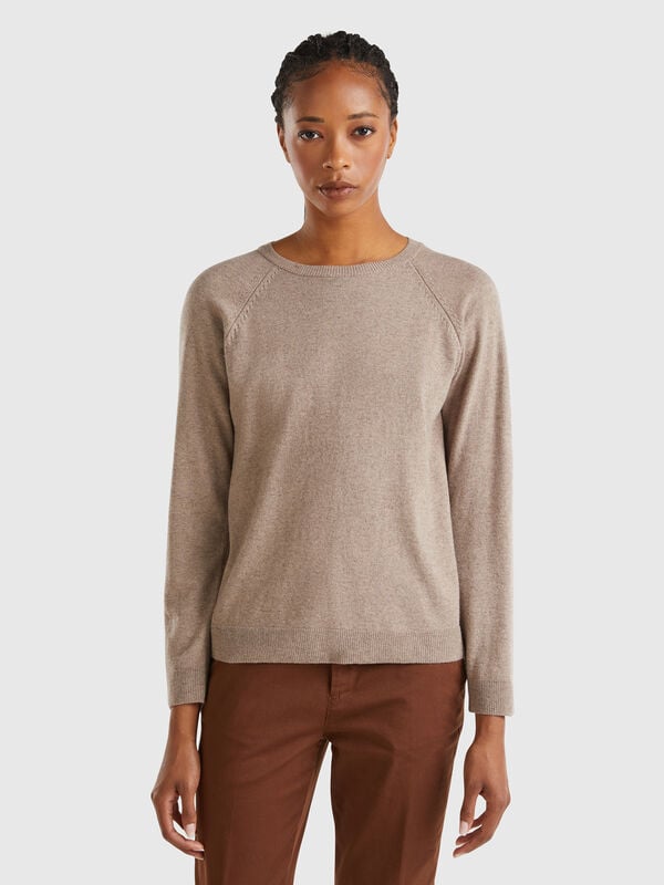 Beige crew neck sweater in wool and cashmere blend Women