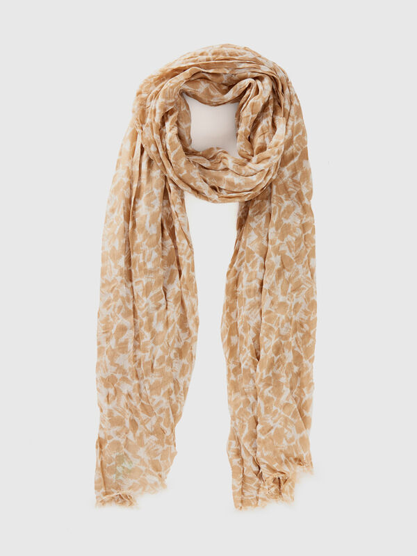 Patterned scarf in sustainable viscose Women