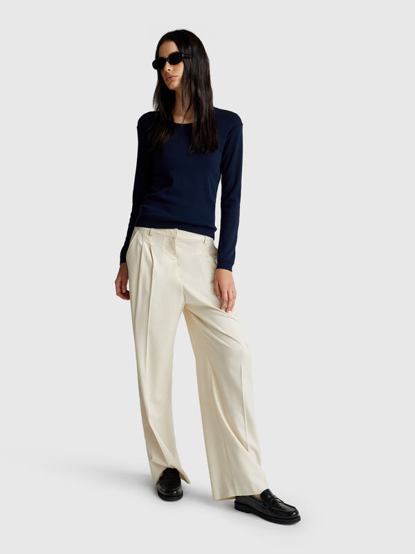 Crew neck sweater in pure cotton Crew neck sweater in pure cotton Women