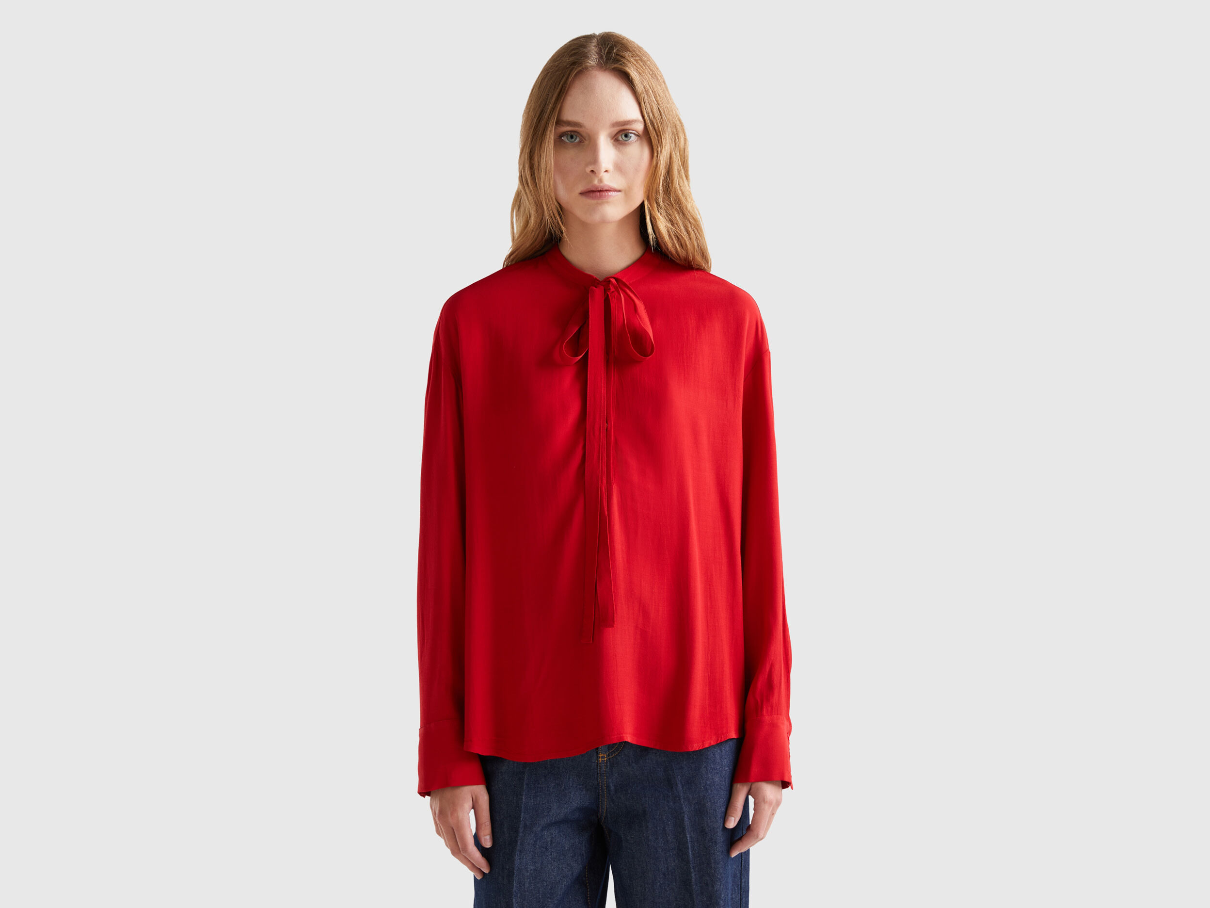 Red flowy blouse store