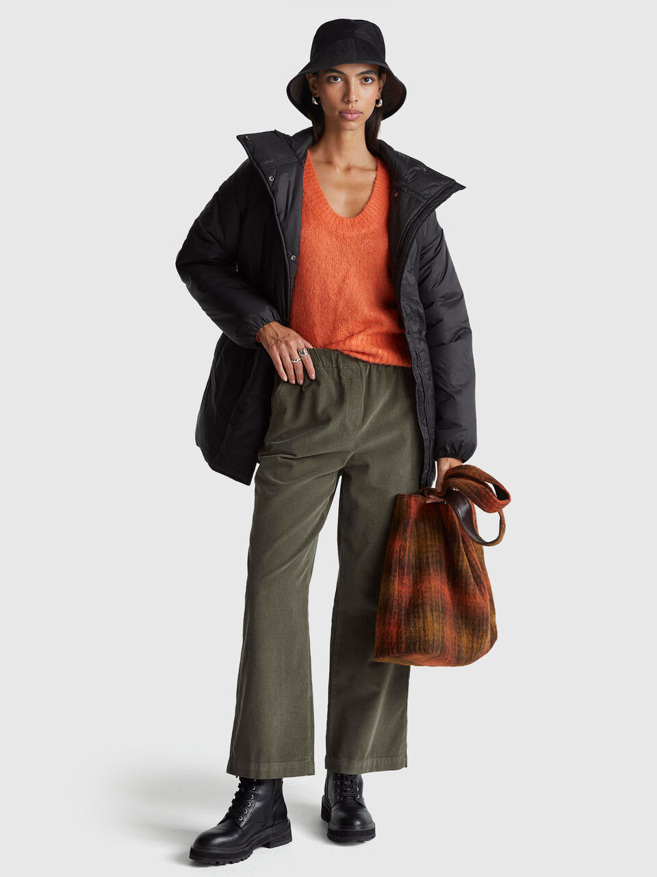 TROUSERS Women image number null