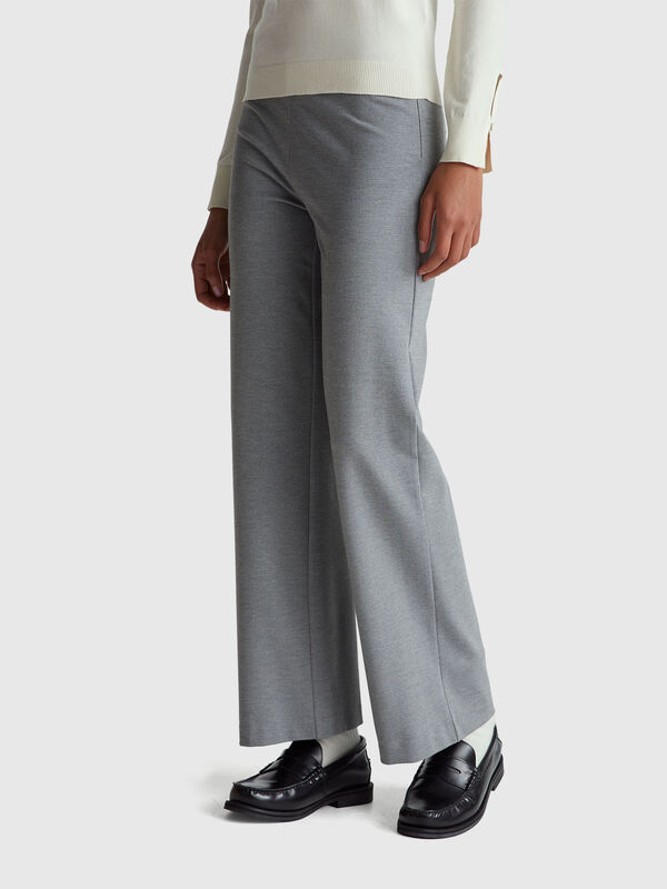 Straight cut classic trousers Women