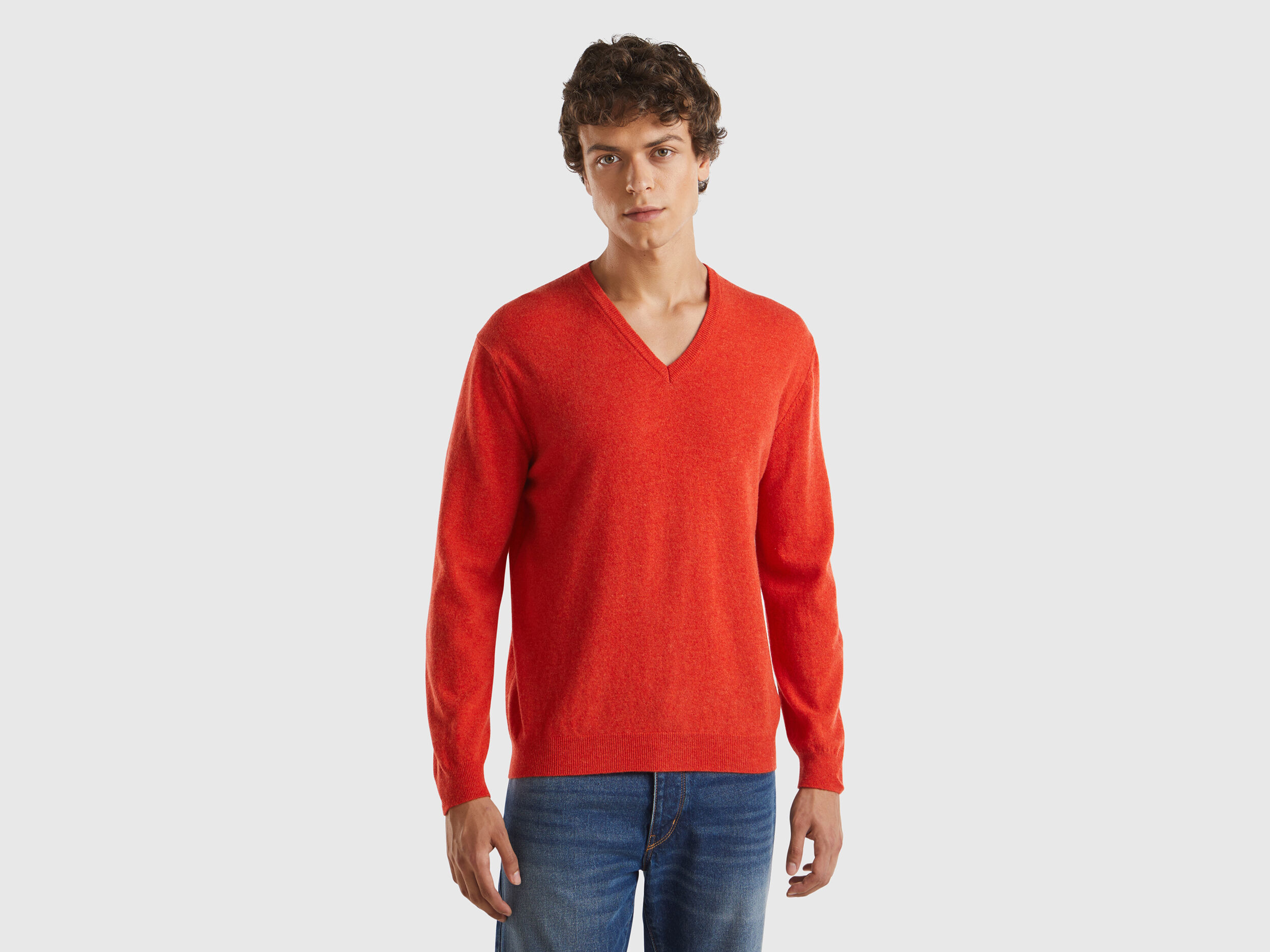 V neck wool sweater mens discount