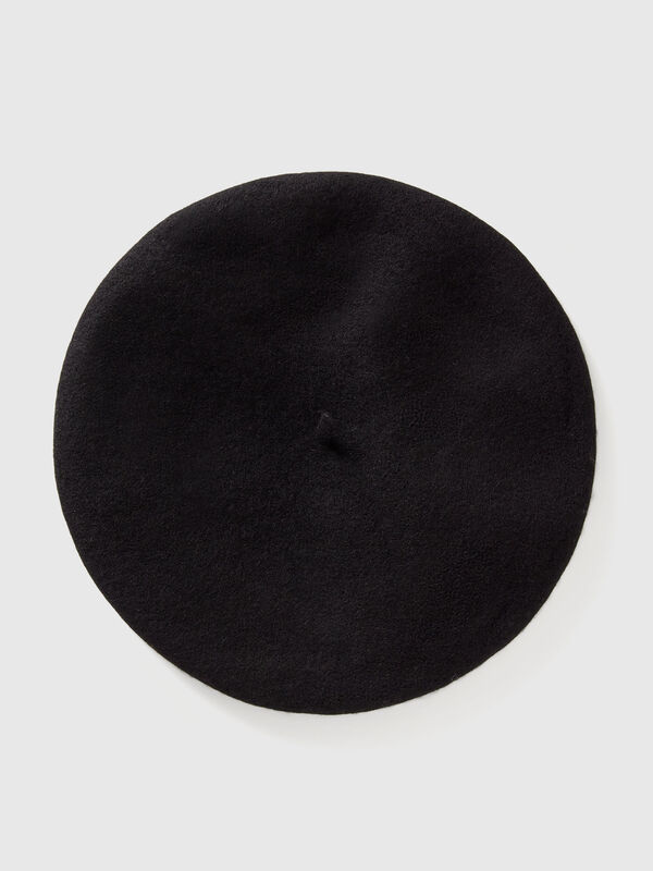 Classic beret in wool blend Women