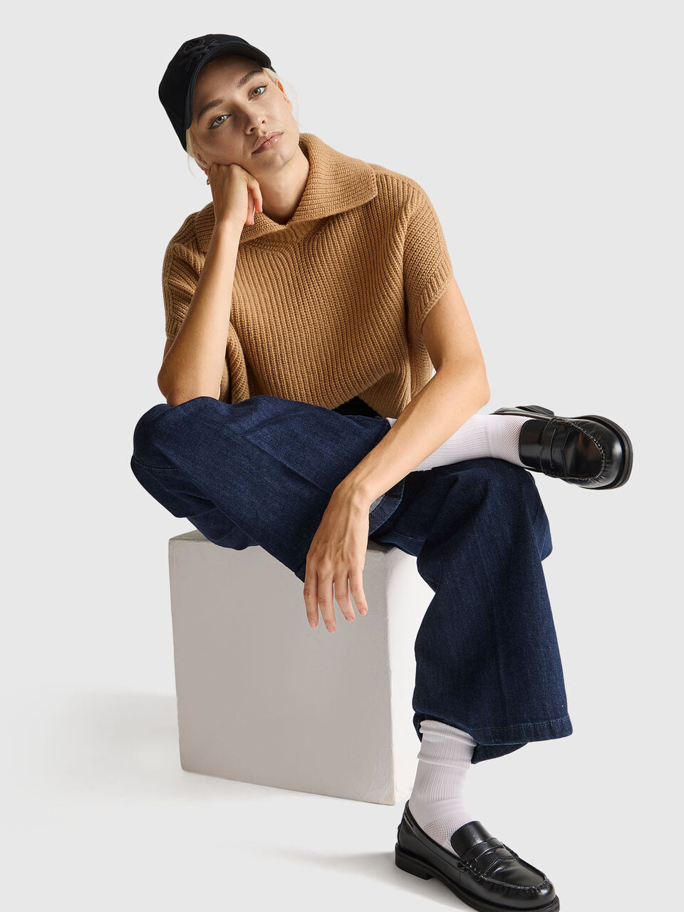 CAPE Women image number null