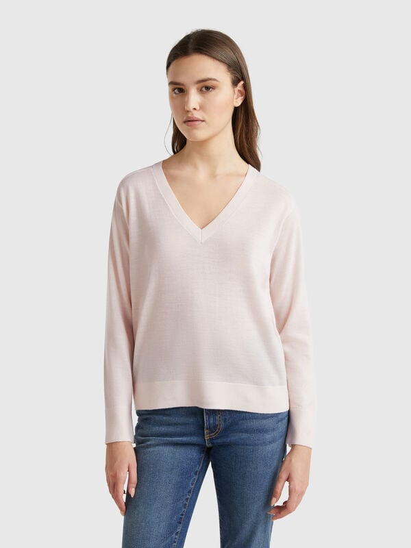 Sweater with V-neck in pure Merino wool Women