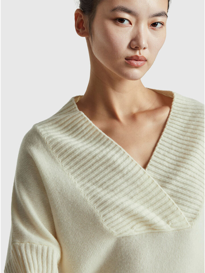 V NECK SWEATER L/S Women