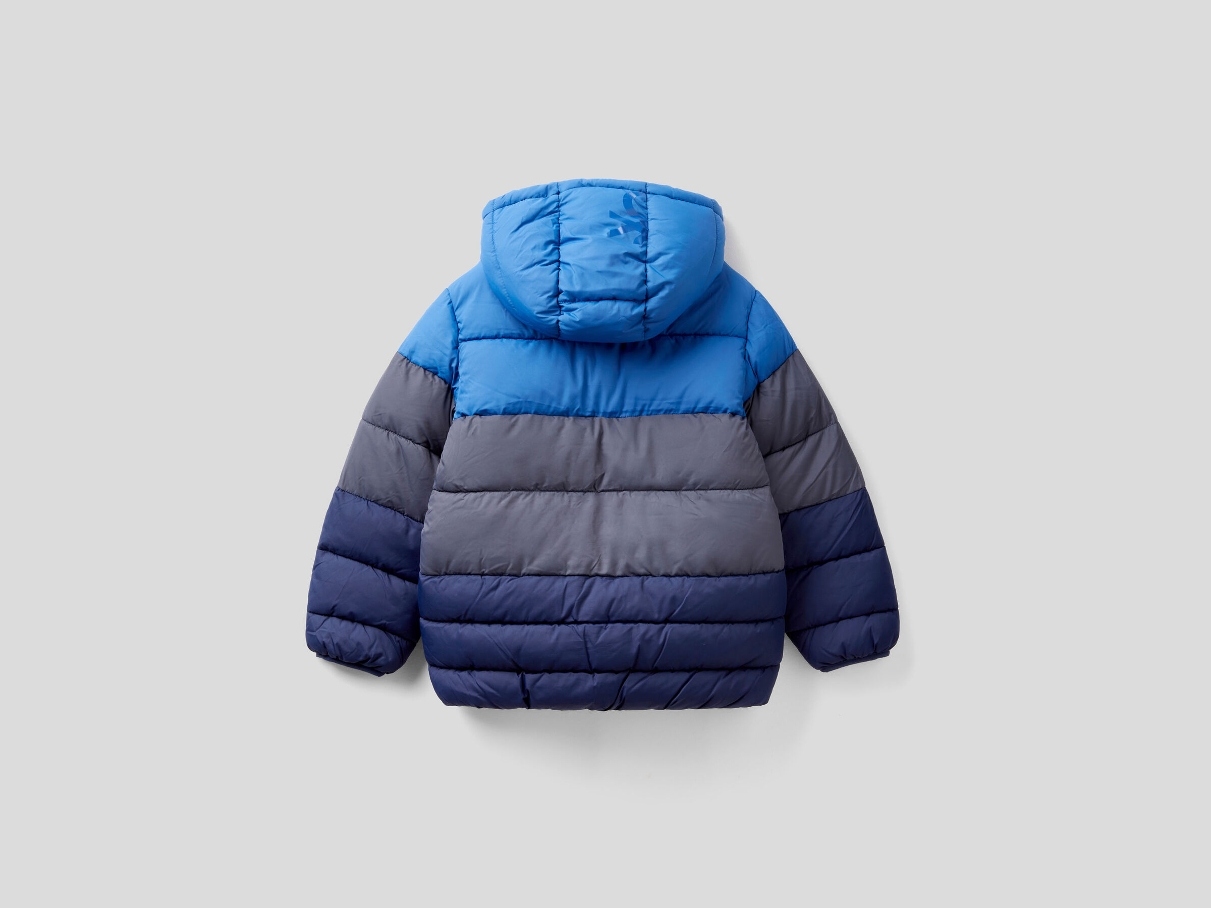 Color block jacket with hood image number 2