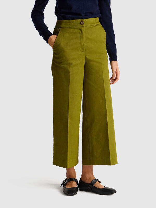 Wide high-waisted trousers Women
