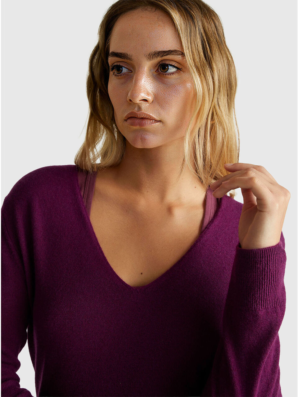 V NECK SWEATER L/S Women image number null