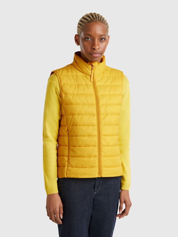 Sleeveless slim fit jacket with padding Women