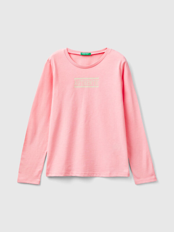 T-shirt with text print