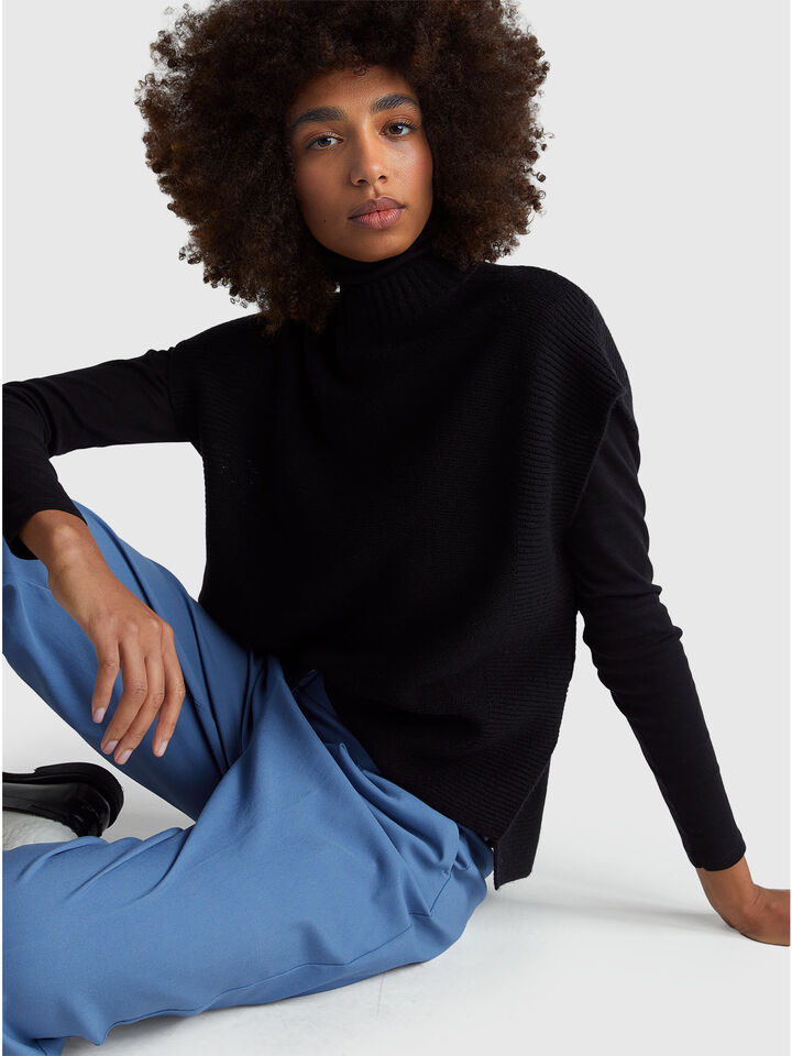 SLEEVELESS SWEATER Women