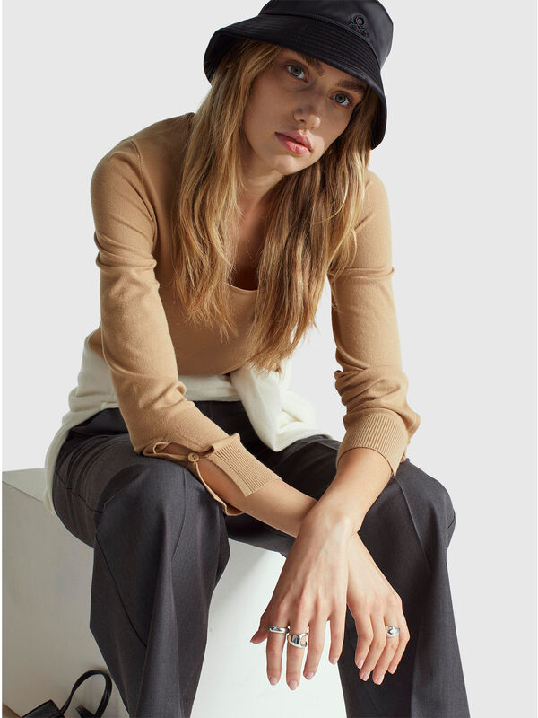 Square neck sweater Women