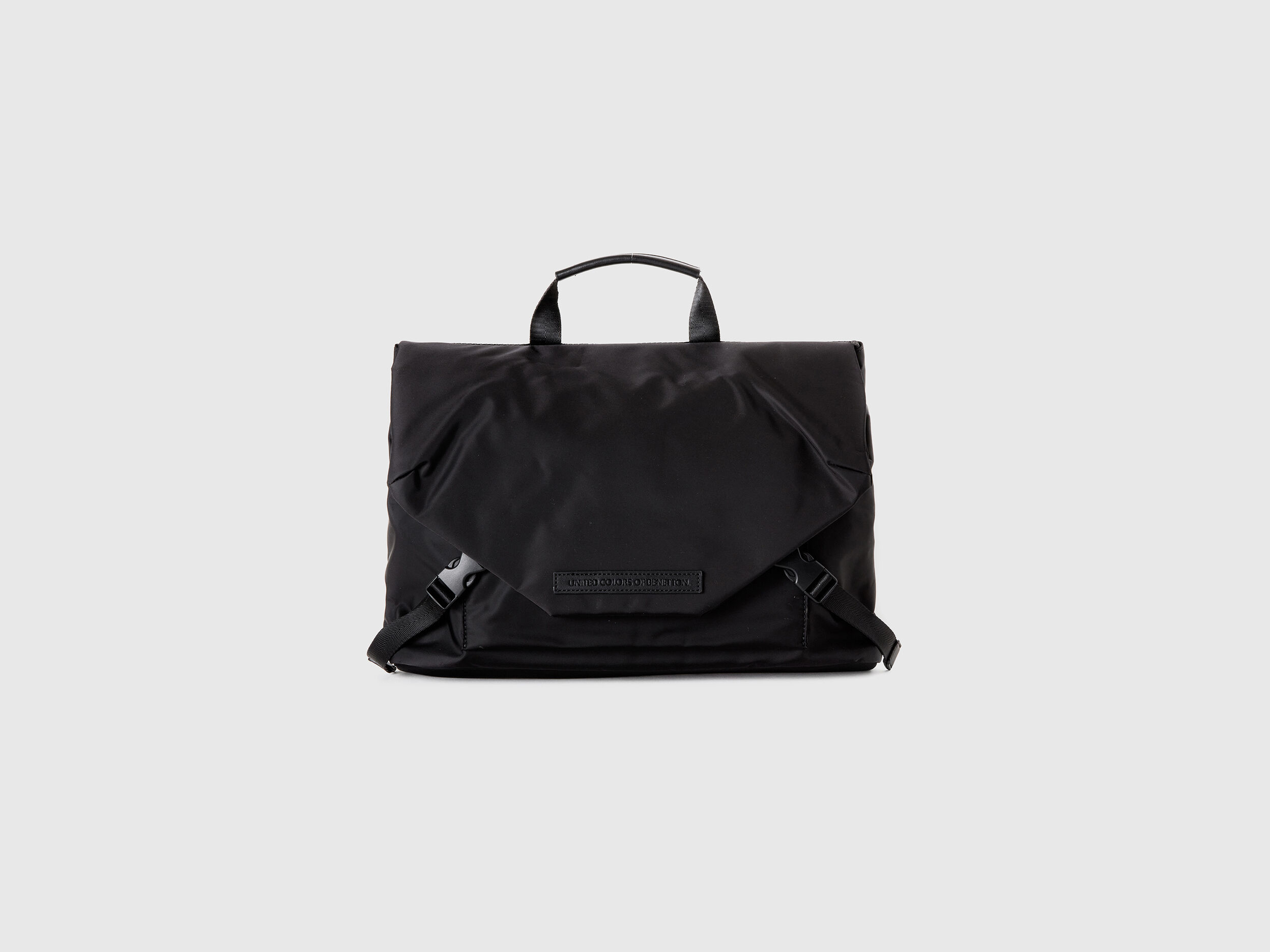Benetton messenger bag hot sale