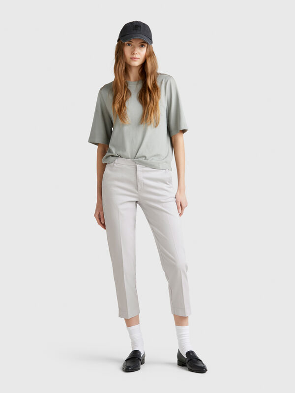 Cropped chinos in stretch cotton Women