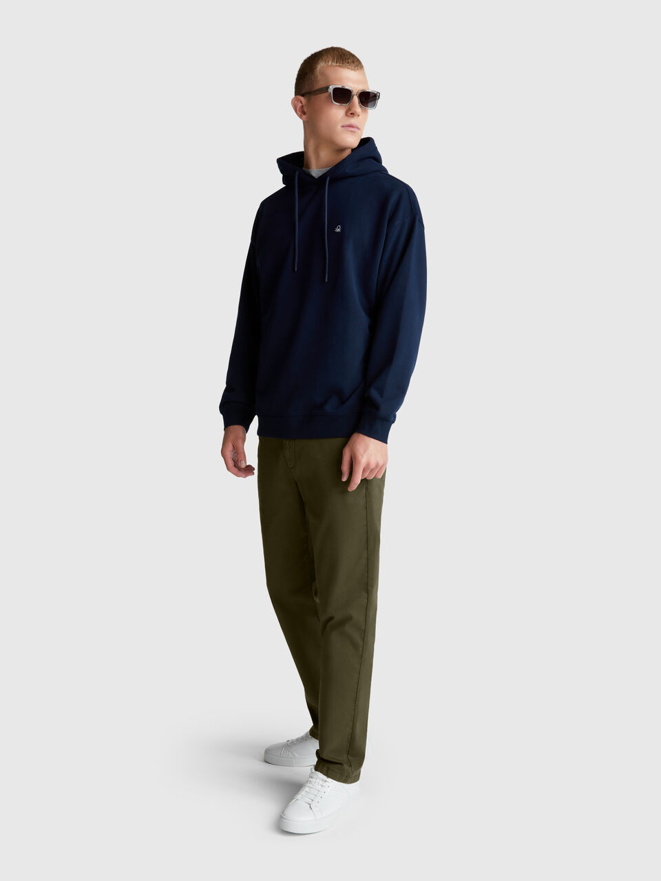 SWEATER W/HOOD Men image number null