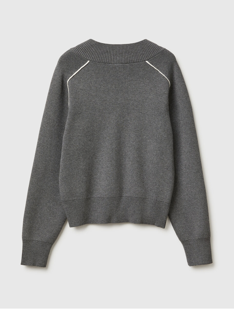 V NECK SWEATER L/S Women image number 2